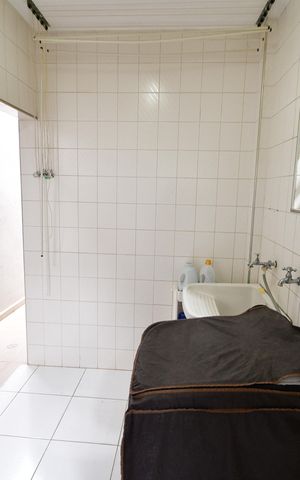 Casa de condomínio à venda com 172m², 3 quartos e 4 vagasÁrea de Serviço