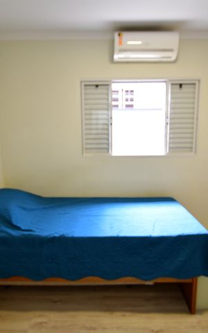 Casa de condomínio à venda com 172m², 3 quartos e 4 vagasQuarto 1