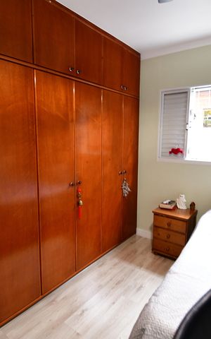 Casa de condomínio à venda com 172m², 3 quartos e 4 vagasQuarto 2