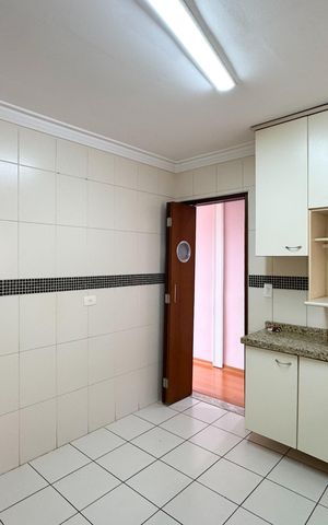 Apartamento para alugar com 65m², 2 quartos e 1 vagaCozinha