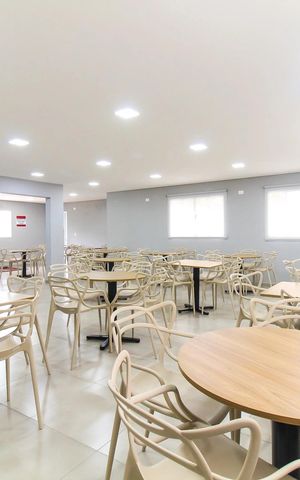 Apartamento para alugar com 46m², 2 quartos e 1 vaga Apartamento para alugar com 46m², 2 quartos e 1 vagaÁrea comum - Salão de festas