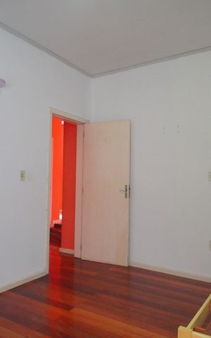 Casa para alugar com 173m², 2 quartos e 2 vagasQuarto 2