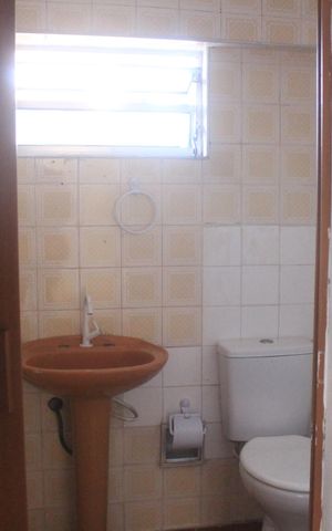 Casa para alugar com 60m², 1 quarto e sem vagaBanheiro