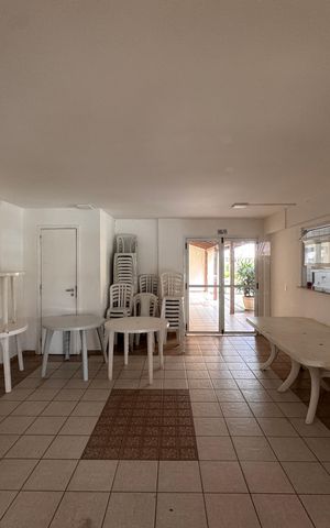Casa de condomínio à venda com 72m², 3 quartos e 1 vaga Casa de condomínio à venda com 72m², 3 quartos e 1 vagaÁrea comum