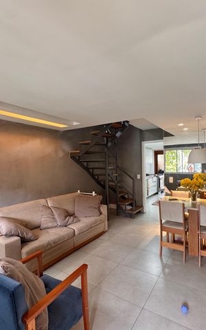 Casa de condomínio à venda com 72m², 3 quartos e 1 vaga Casa de condomínio à venda com 72m², 3 quartos e 1 vagaSala