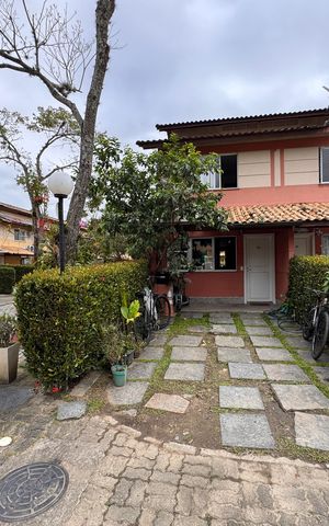 Casa de condomínio à venda com 72m², 3 quartos e 1 vaga Casa de condomínio à venda com 72m², 3 quartos e 1 vagaFachada