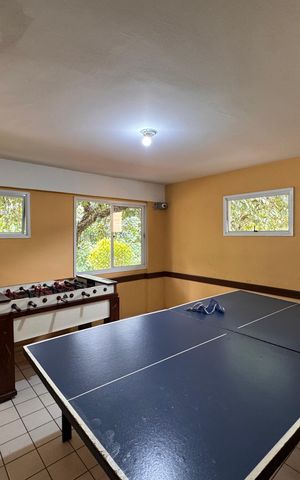 Casa de condomínio à venda com 72m², 3 quartos e 1 vaga Casa de condomínio à venda com 72m², 3 quartos e 1 vagaÁrea comum