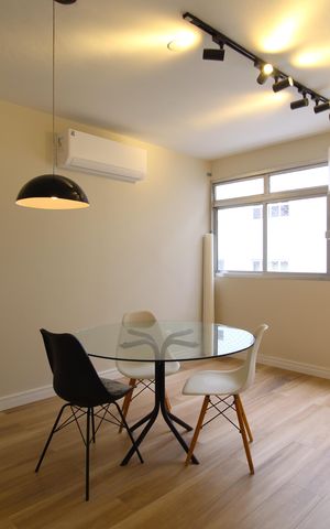 Apartamento para alugar com 85m², 2 quartos e 1 vagaSala