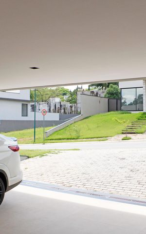 Casa de condomínio à venda com 382m², 5 quartos e 4 vagasGaragem