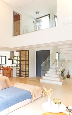 Casa de condomínio à venda com 382m², 5 quartos e 4 vagasSala