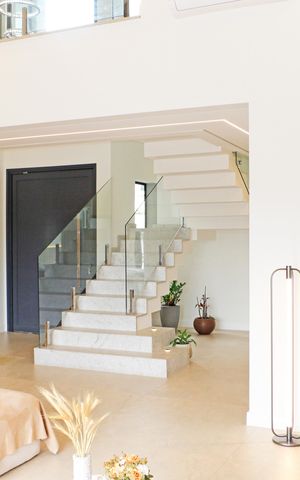 Casa de condomínio à venda com 382m², 5 quartos e 4 vagasSala