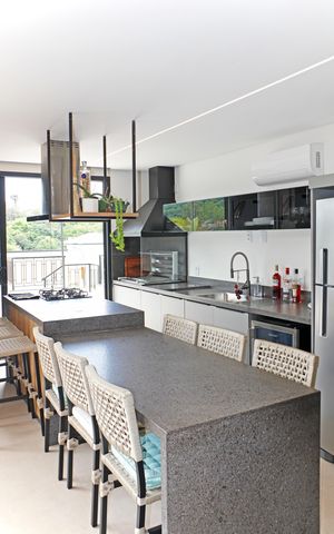 Casa de condomínio à venda com 382m², 5 quartos e 4 vagasChurrasqueira