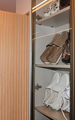 Casa de condomínio à venda com 382m², 5 quartos e 4 vagasCloset Suíte 4