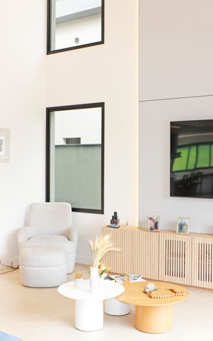 Casa de condomínio à venda com 382m², 5 quartos e 4 vagasSala