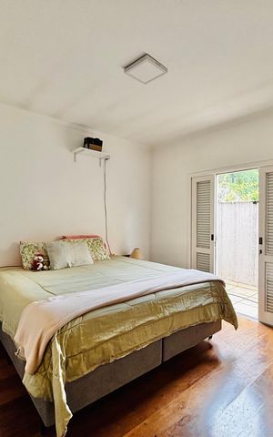 Casa de condomínio à venda com 380m², 4 quartos e 2 vagas Casa de condomínio à venda com 380m², 4 quartos e 2 vagasSuíte 1