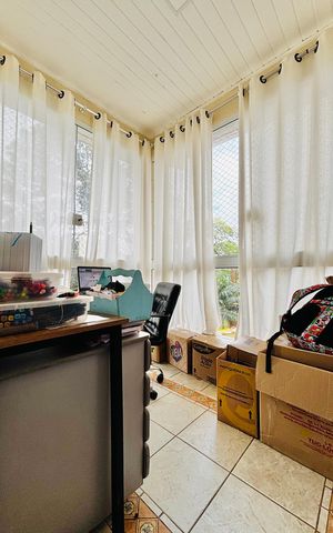Casa de condomínio à venda com 380m², 4 quartos e 2 vagas Casa de condomínio à venda com 380m², 4 quartos e 2 vagasEscritório 1