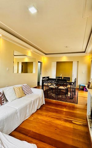 Casa de condomínio à venda com 380m², 4 quartos e 2 vagas Casa de condomínio à venda com 380m², 4 quartos e 2 vagasSala 2