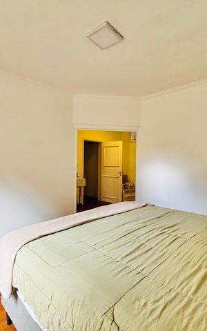 Casa de condomínio à venda com 380m², 4 quartos e 2 vagas Casa de condomínio à venda com 380m², 4 quartos e 2 vagasSuíte 1