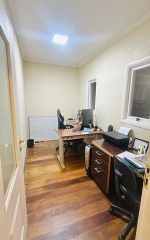 Casa de condomínio à venda com 380m², 4 quartos e 2 vagas