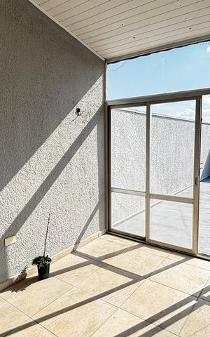 Apartamento para alugar com 100m², 2 quartos e 1 vaga Apartamento para alugar com 100m², 2 quartos e 1 vagaCobertura