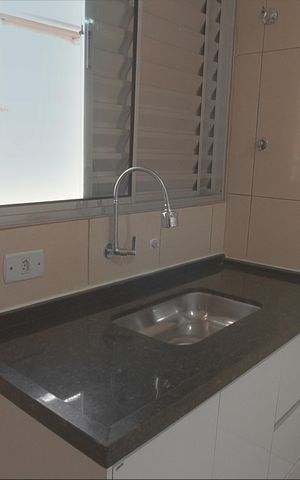 Casa para alugar com 50m², 1 quarto e 4 vagas Casa para alugar com 50m², 1 quarto e 4 vagasCozinha