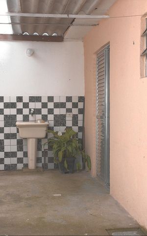 Casa para alugar com 50m², 1 quarto e 4 vagas Casa para alugar com 50m², 1 quarto e 4 vagasÁrea de Serviço