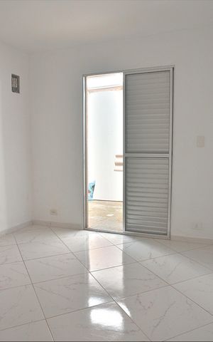 Casa para alugar com 50m², 1 quarto e 4 vagas Casa para alugar com 50m², 1 quarto e 4 vagasQuarto