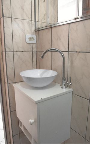 Casa para alugar com 50m², 1 quarto e 4 vagas Casa para alugar com 50m², 1 quarto e 4 vagasbanheiro