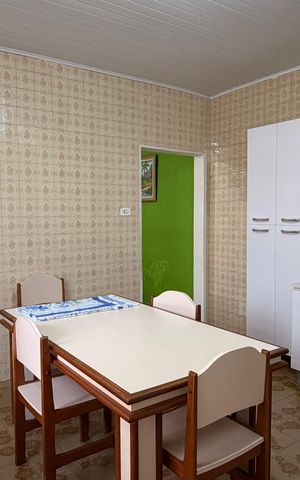 Casa para alugar com 75m², 3 quartos e 2 vagas Casa para alugar com 75m², 3 quartos e 2 vagasCozinha