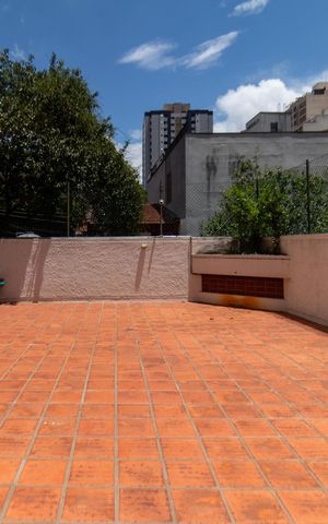 Apartamento para alugar com 120m², 3 quartos e 2 vagas Apartamento para alugar com 120m², 3 quartos e 2 vagasÁrea comum