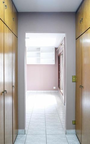 Casa à venda com 346m², 4 quartos e 10 vagasSuíte 1