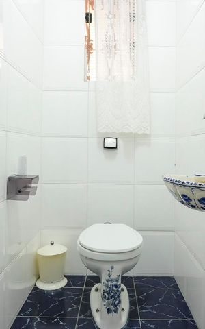 Casa à venda com 346m², 4 quartos e 10 vagasLavabo