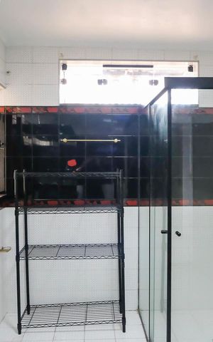 Casa à venda com 346m², 4 quartos e 10 vagasBanheiro da suíte 2