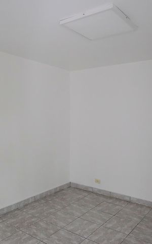 Casa à venda com 346m², 4 quartos e 10 vagasSuíte 2