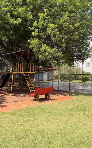 Apartamento para alugar com 48m², 2 quartos e 1 vaga Apartamento para alugar com 48m², 2 quartos e 1 vagaÁrea comum - Playground
