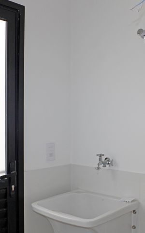 Casa de condomínio à venda com 137m², 3 quartos e 2 vagasÁrea de Serviço