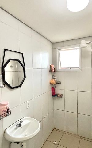 Apartamento à venda com 50m², 2 quartos e 1 vaga Apartamento à venda com 50m², 2 quartos e 1 vagaBanheiro