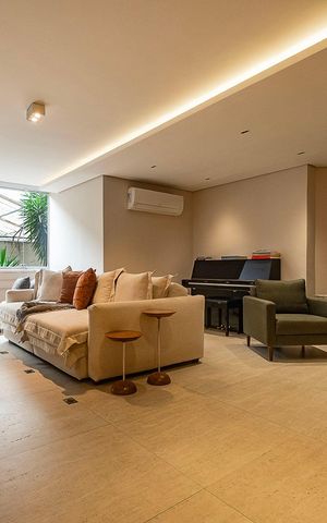 Apartamento para alugar com 130m², 3 quartos e 1 vaga Apartamento para alugar com 130m², 3 quartos e 1 vagaSala