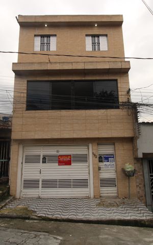 Casa para alugar com 55m², 2 quartos e sem vagaFachada