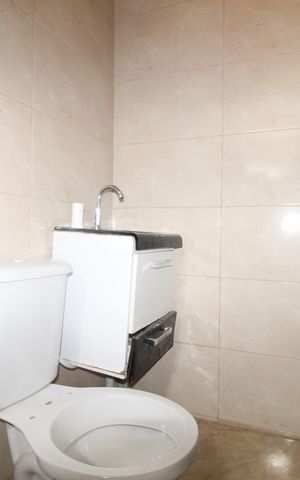 Casa para alugar com 55m², 2 quartos e sem vagaBanheiro