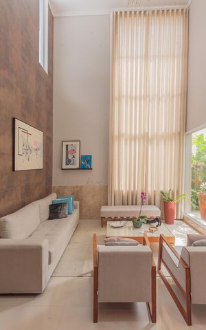 Casa de condomínio à venda com 287m², 3 quartos e 4 vagas Casa de condomínio à venda com 287m², 3 quartos e 4 vagasSala