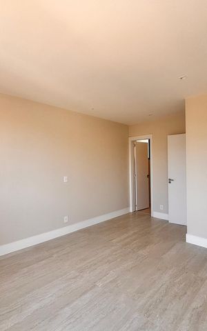 Casa de condomínio à venda com 316m², 4 quartos e 2 vagas Casa de condomínio à venda com 316m², 4 quartos e 2 vagasSuíte 4