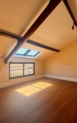 Casa de condomínio à venda com 316m², 4 quartos e 2 vagas Casa de condomínio à venda com 316m², 4 quartos e 2 vagasSuíte 2