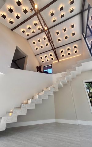 Casa de condomínio à venda com 316m², 4 quartos e 2 vagas Casa de condomínio à venda com 316m², 4 quartos e 2 vagasacesso as suítes