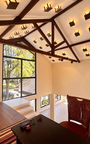 Casa de condomínio à venda com 316m², 4 quartos e 2 vagas Casa de condomínio à venda com 316m², 4 quartos e 2 vagasHall