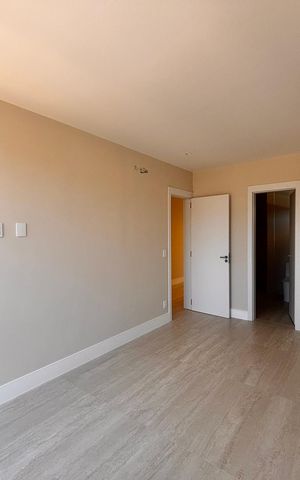 Casa de condomínio à venda com 316m², 4 quartos e 2 vagas Casa de condomínio à venda com 316m², 4 quartos e 2 vagasSuíte 3