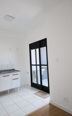 Apartamento para alugar com 33m², 2 quartos e 1 vagaSala/Cozinha