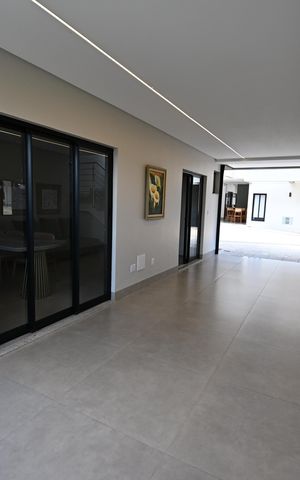 Casa de condomínio para alugar com 118m², 3 quartos e 2 vagas