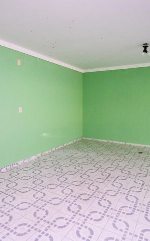 Casa para alugar com 80m², 2 quartos e 4 vagas Casa para alugar com 80m², 2 quartos e 4 vagasGaragem