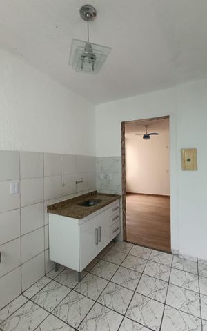 Apartamento para alugar com 48m², 2 quartos e 1 vaga Apartamento para alugar com 48m², 2 quartos e 1 vagaCozinha e Área de Serviço